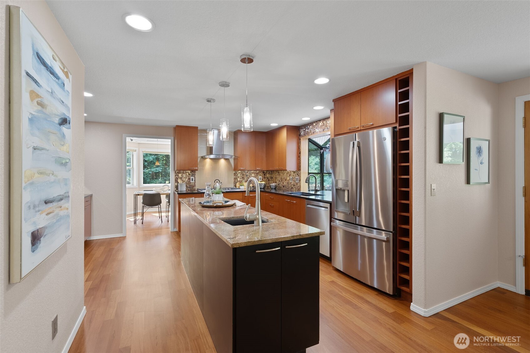 property viewer photo 12