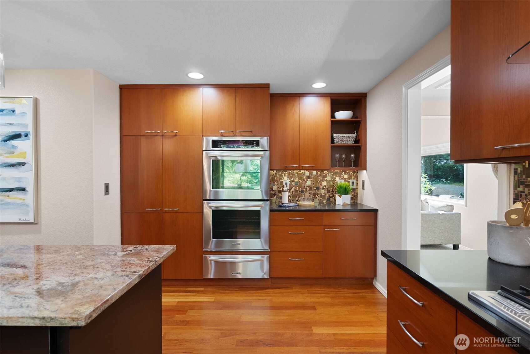 property viewer photo 15