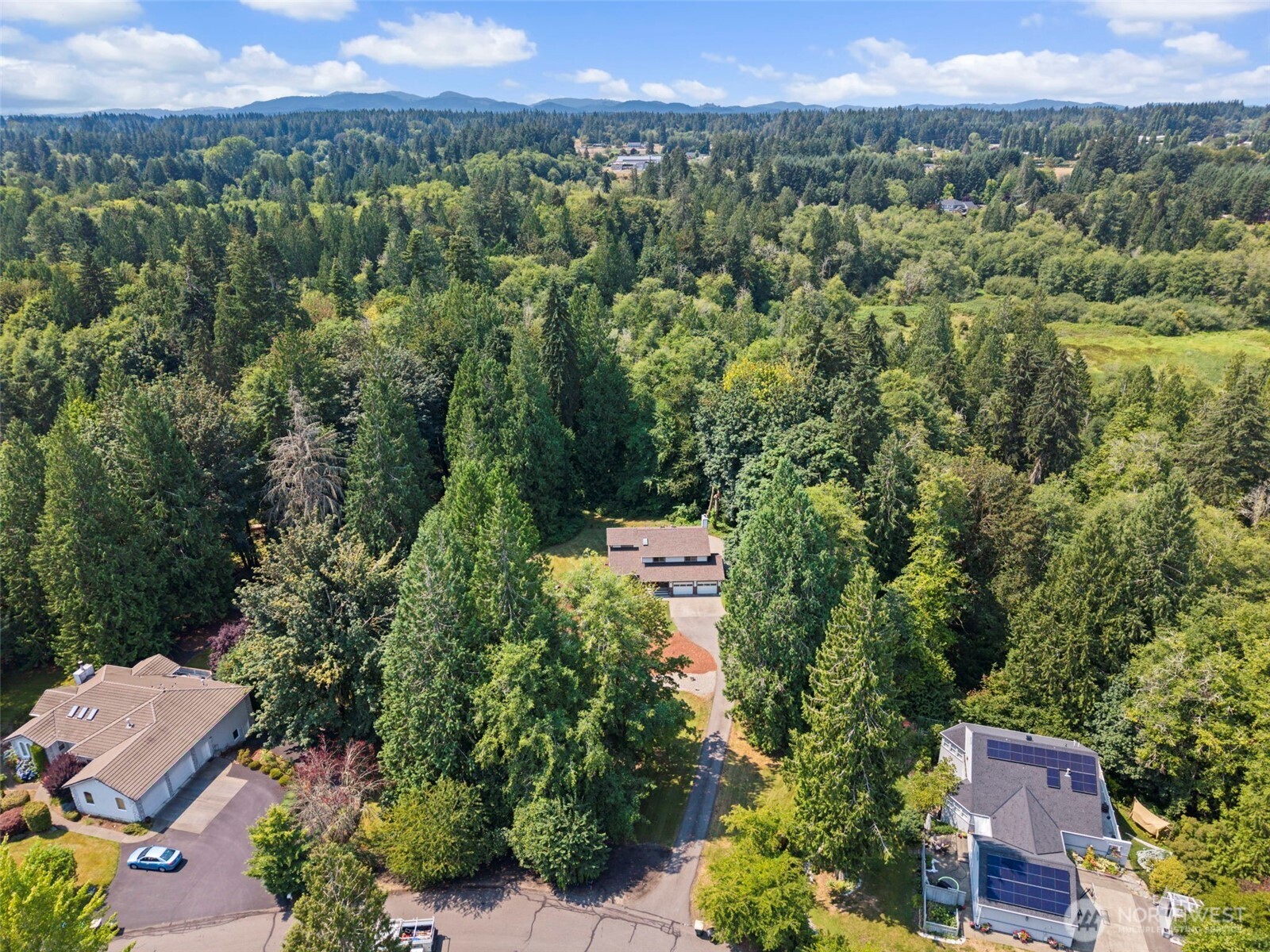property viewer photo 2