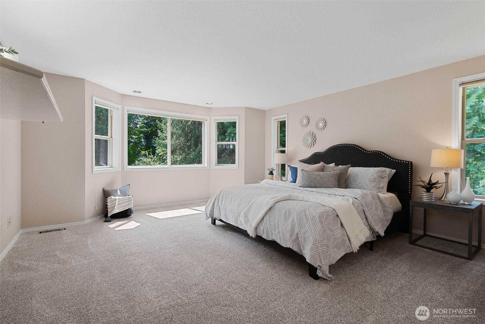 property viewer photo 24