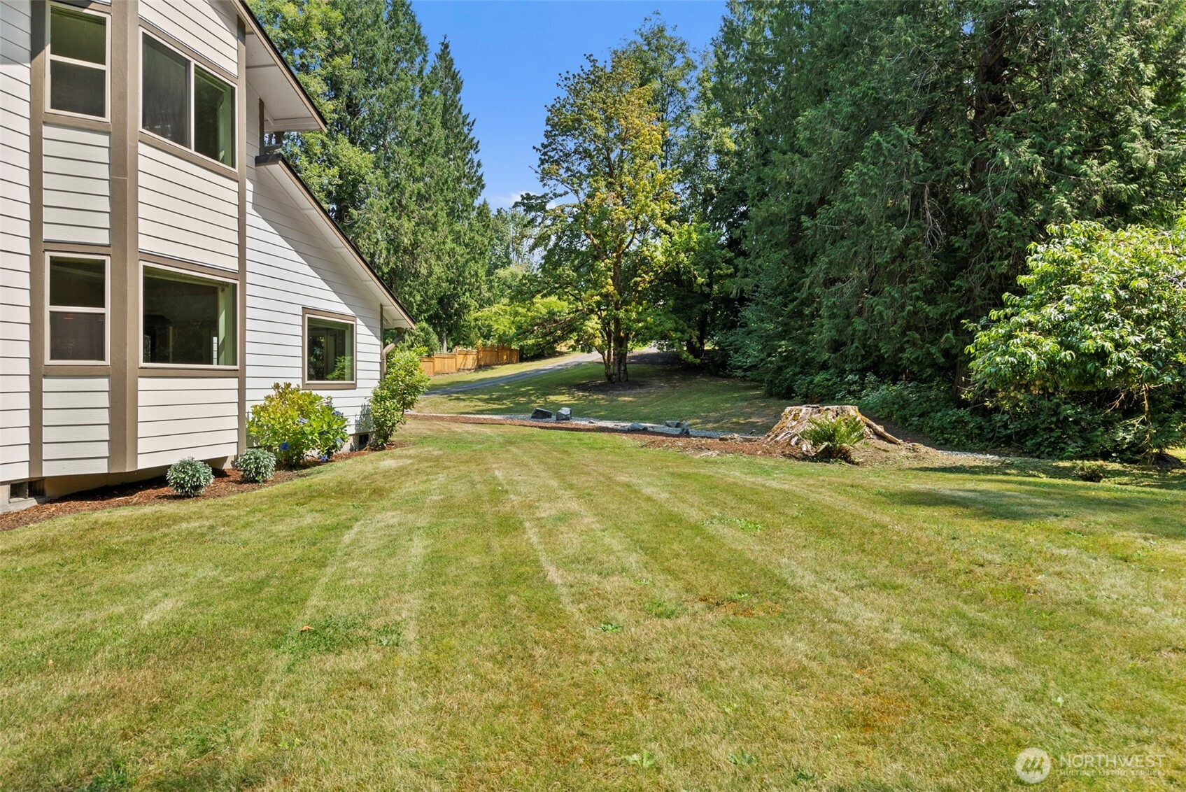 property viewer photo 38