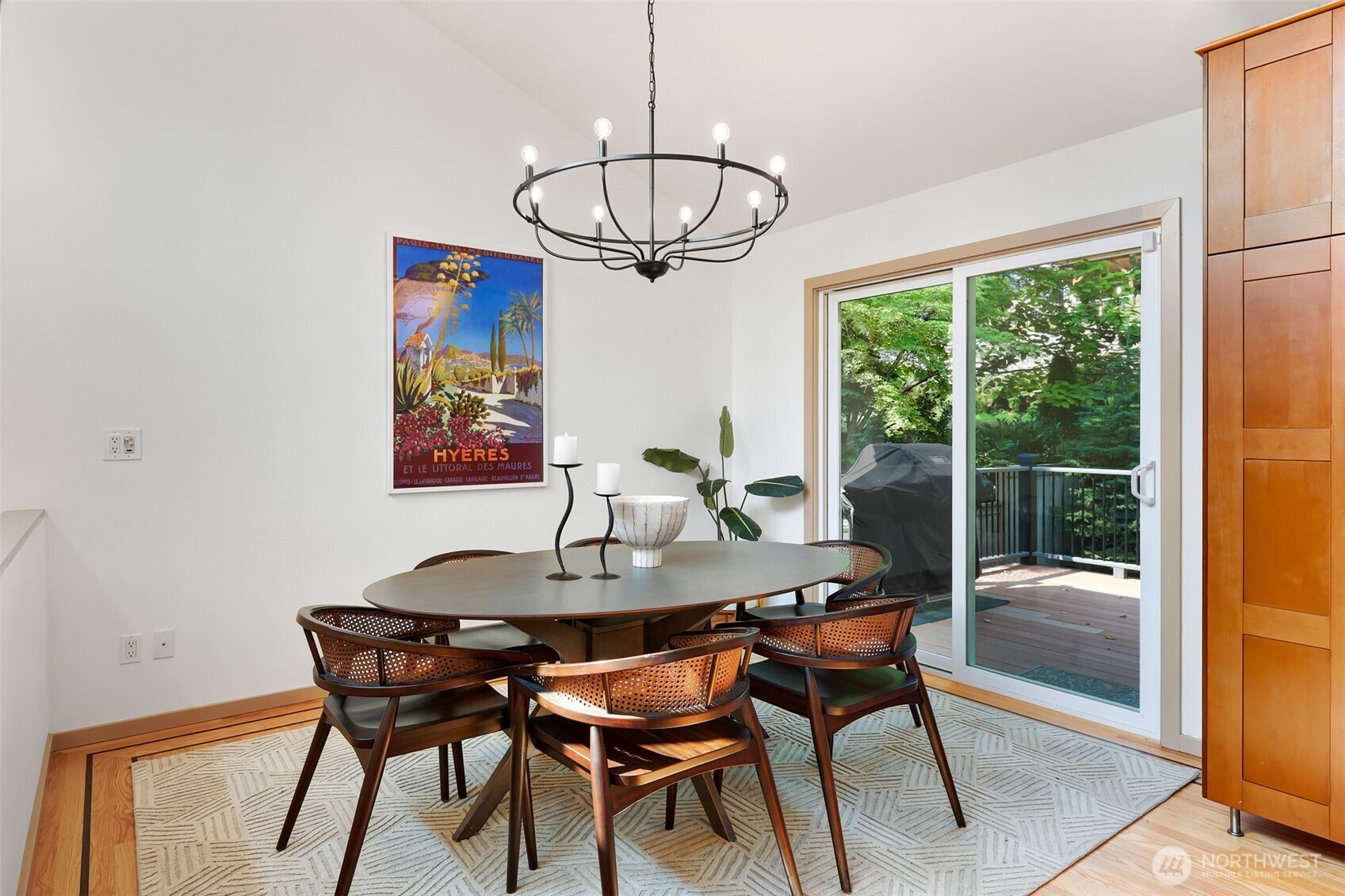 property viewer photo 13