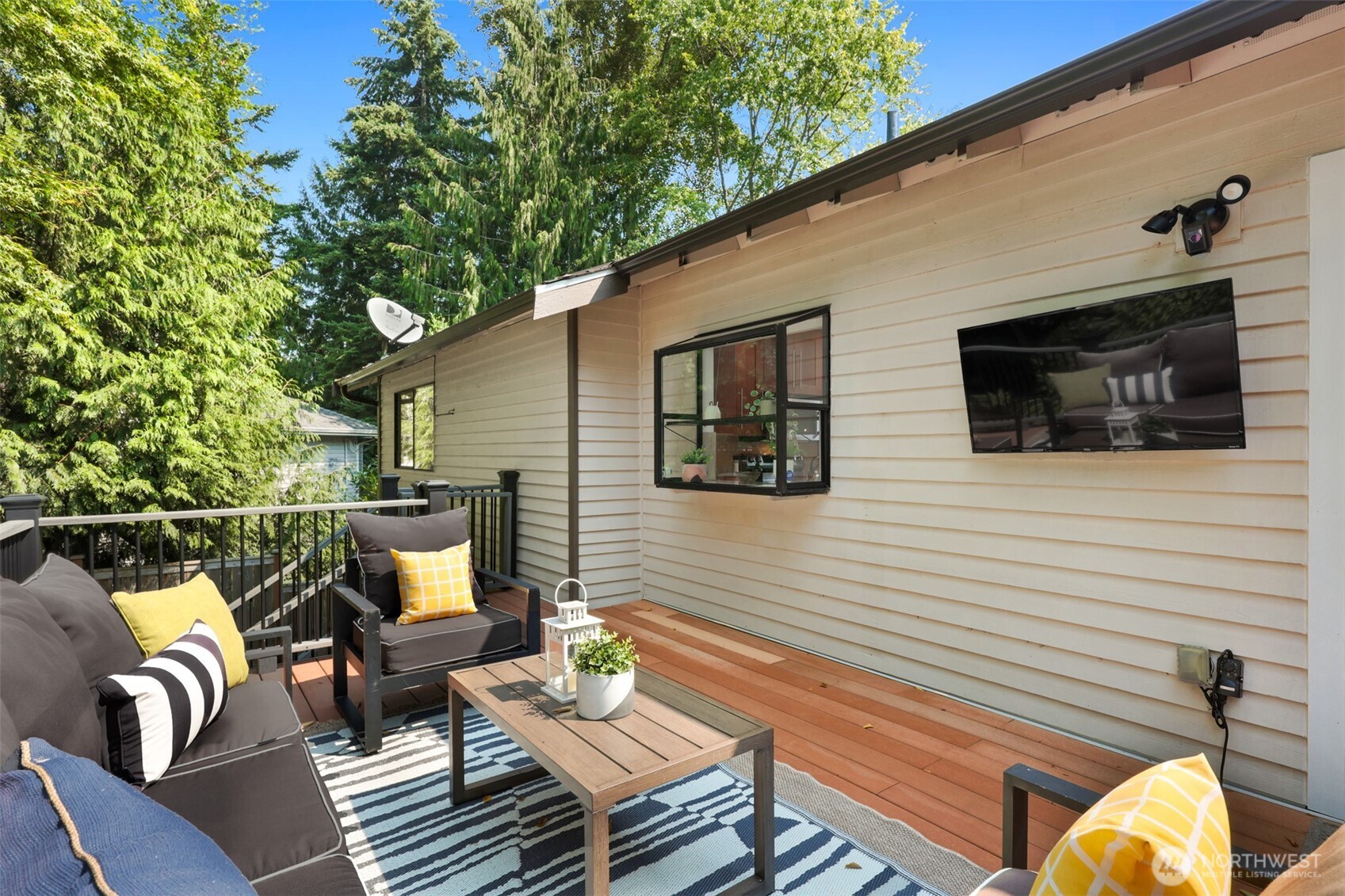 property viewer photo 15