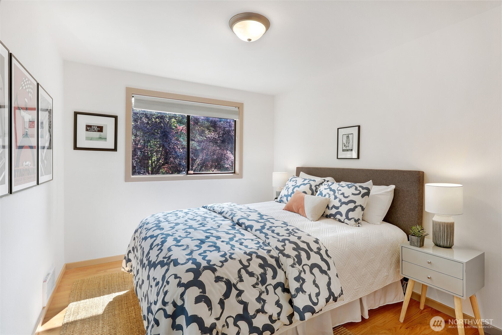 property viewer photo 20