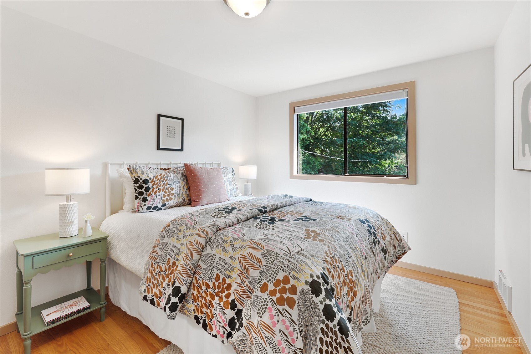 property viewer photo 22