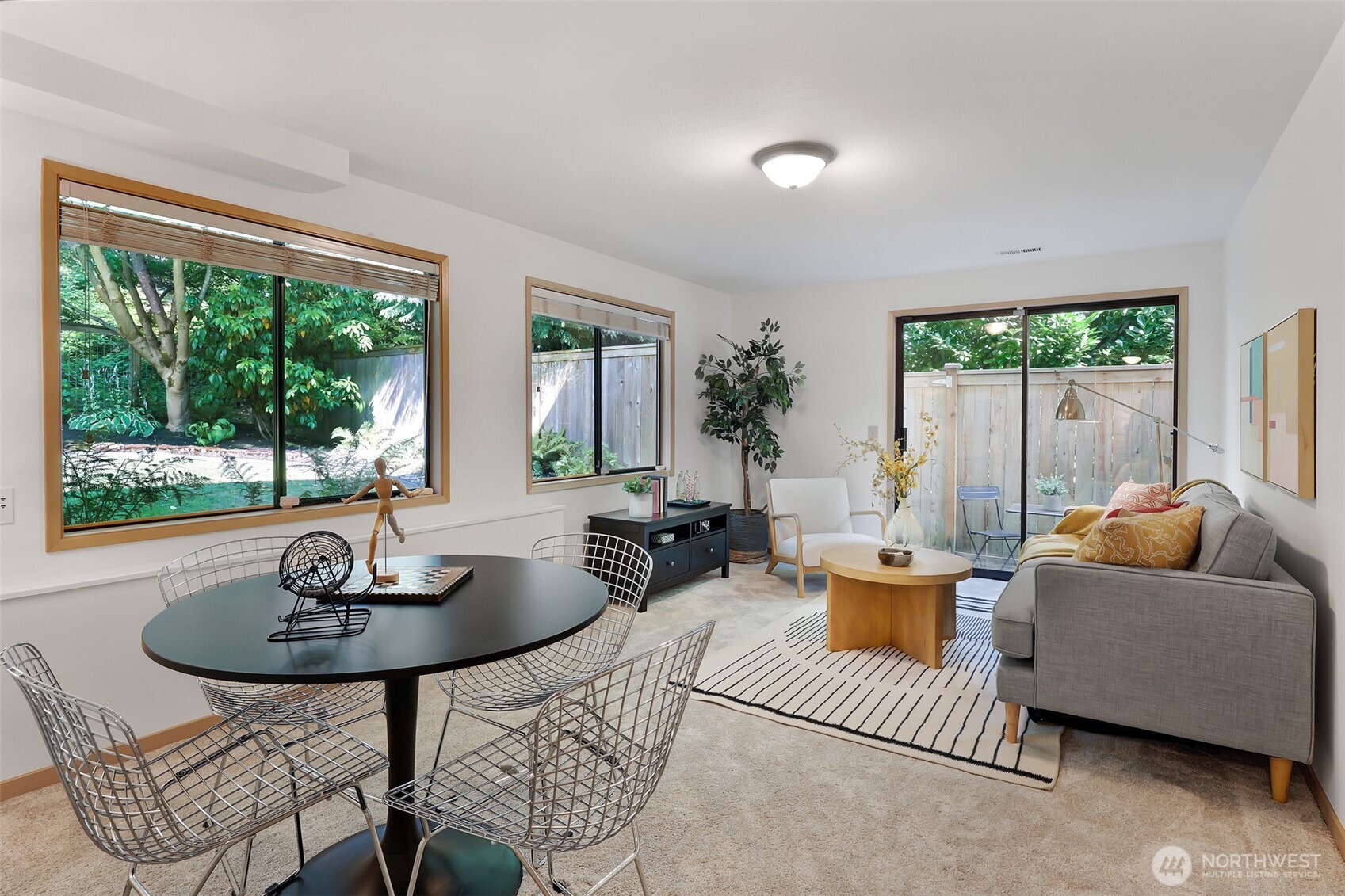 property viewer photo 23