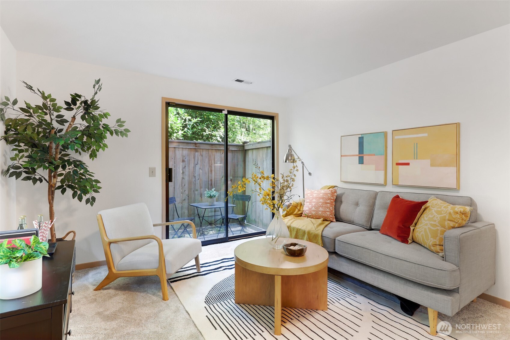 property viewer photo 25