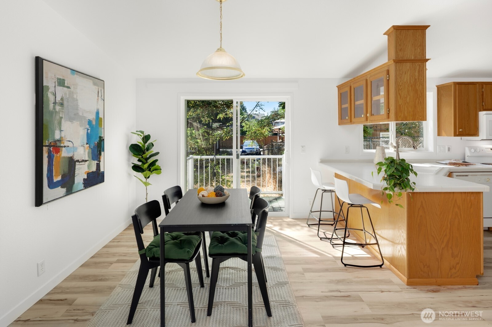 property viewer photo 10