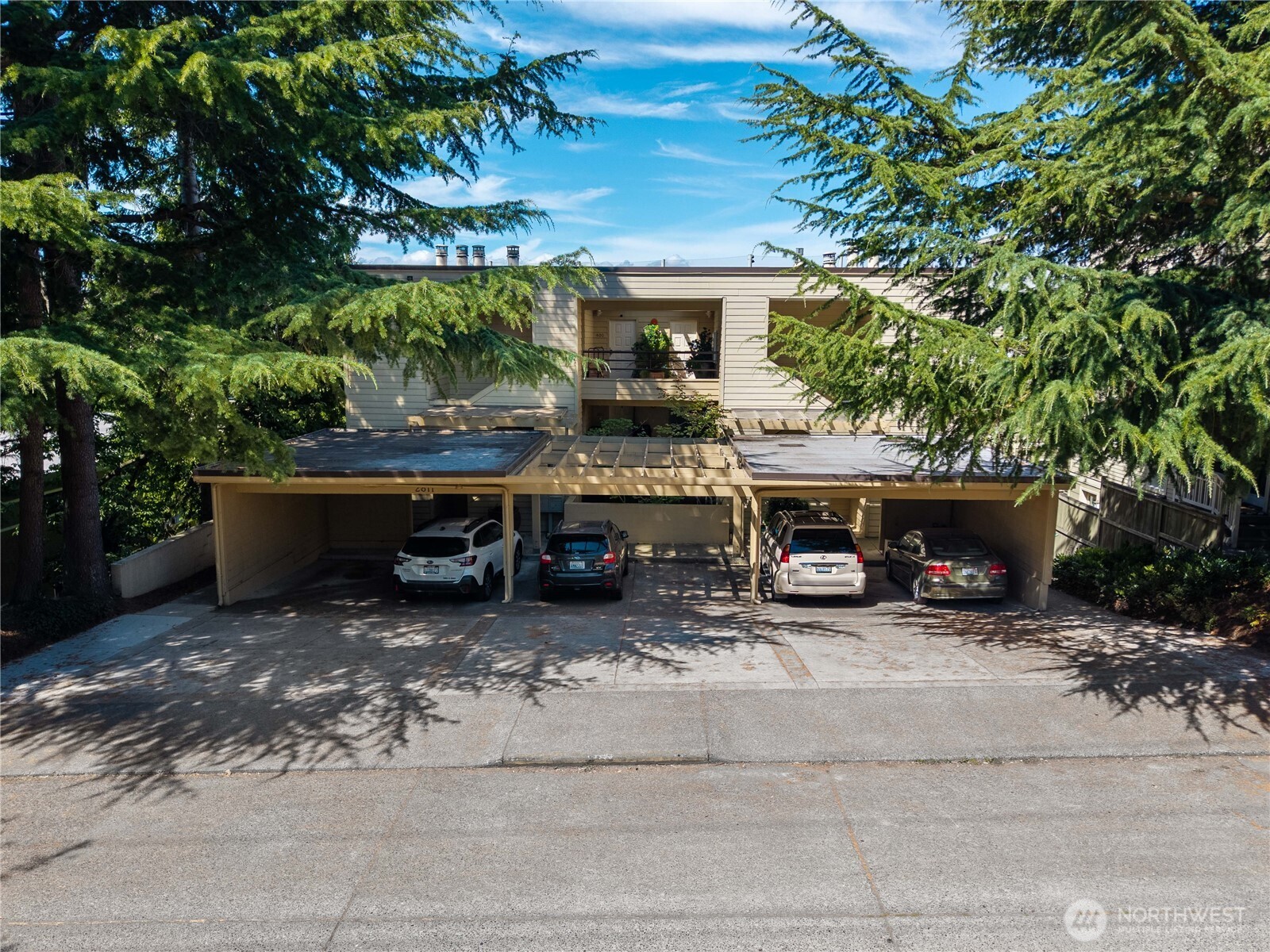 property viewer photo 1