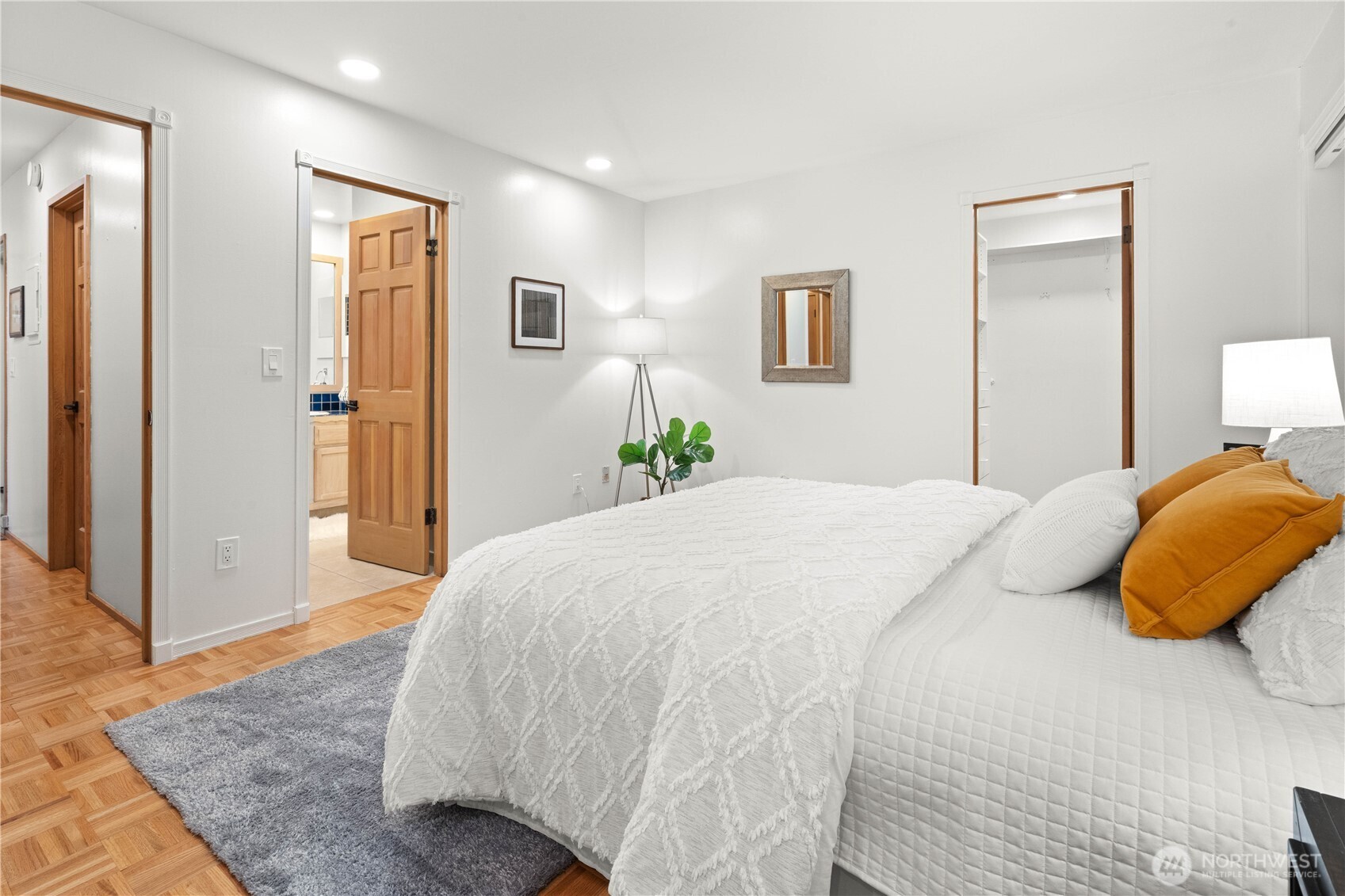 property viewer photo 18