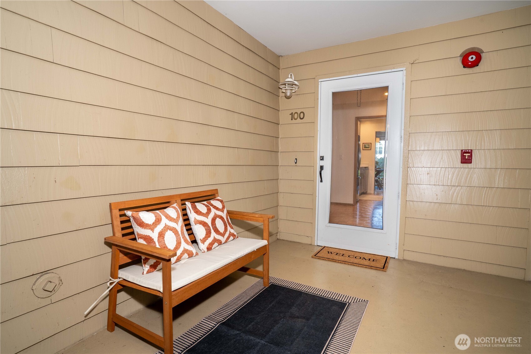 property viewer photo 3