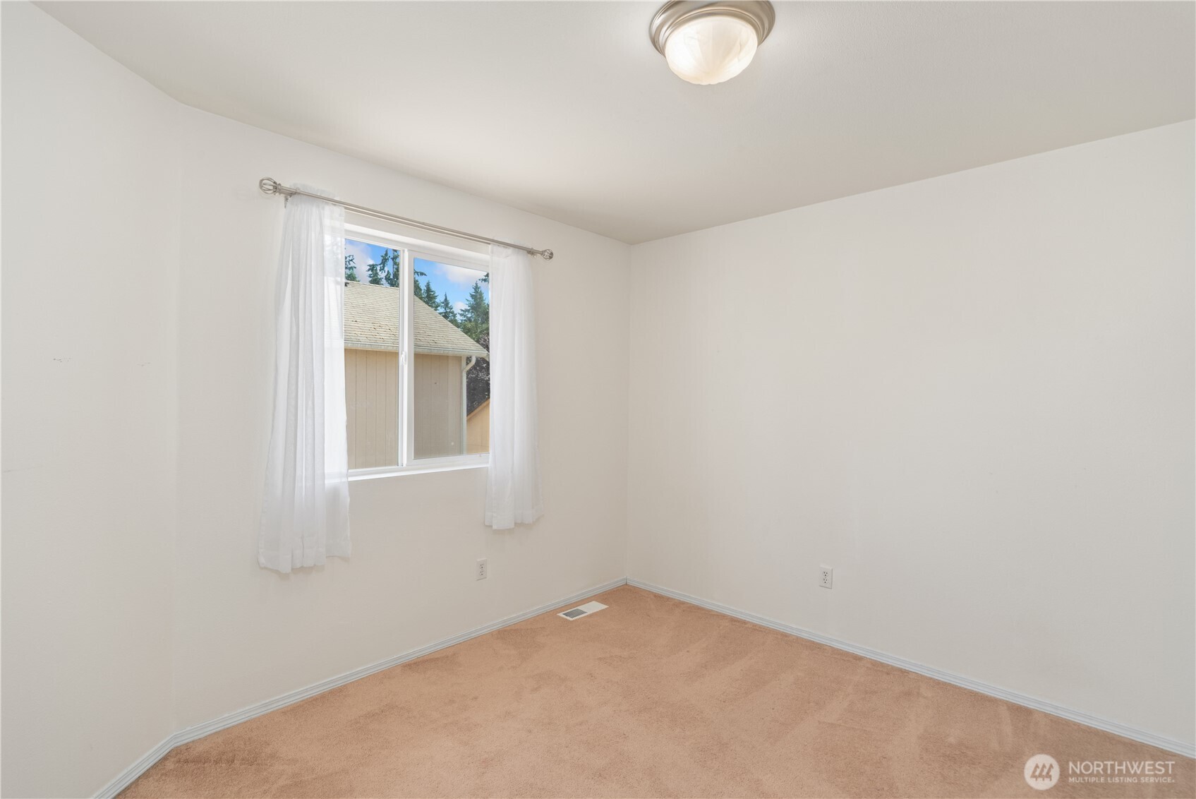 property viewer photo 20