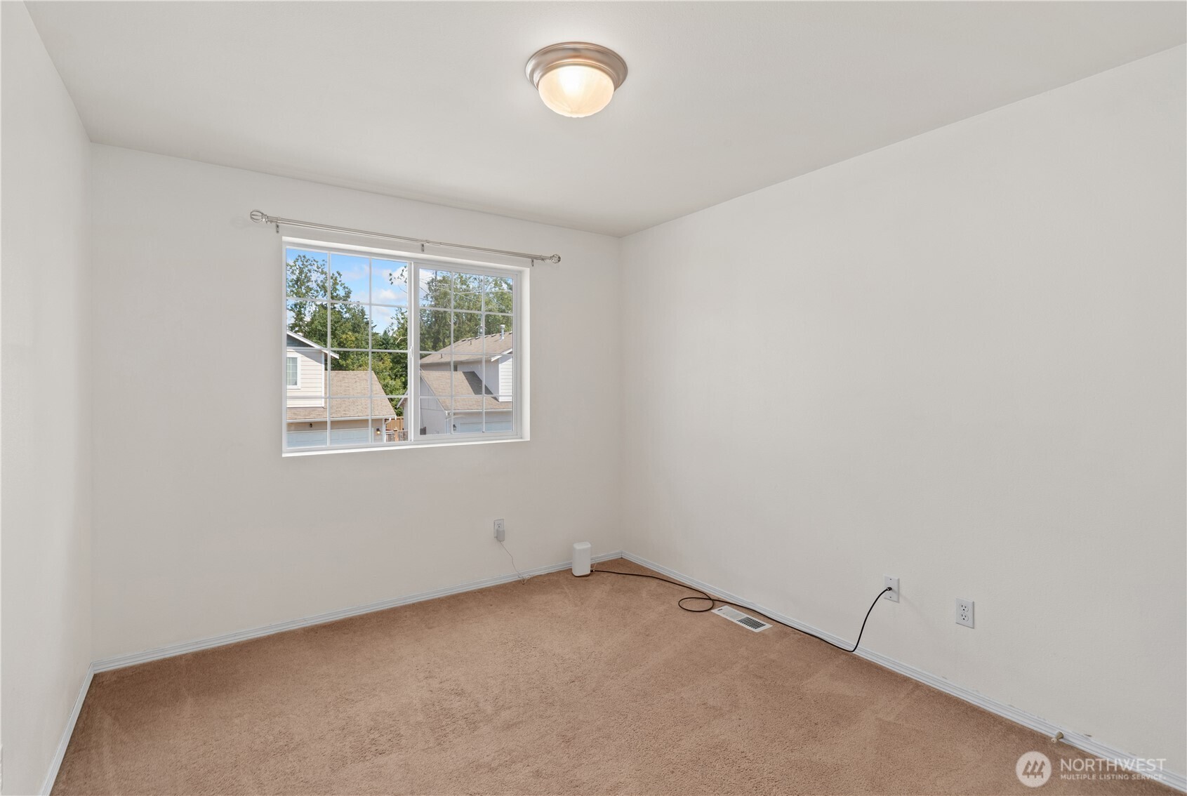 property viewer photo 23