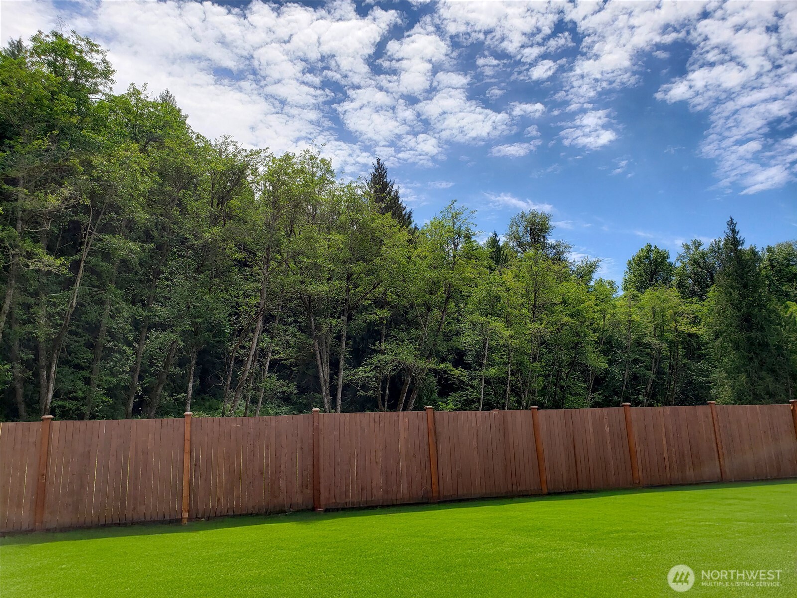 property viewer photo 1