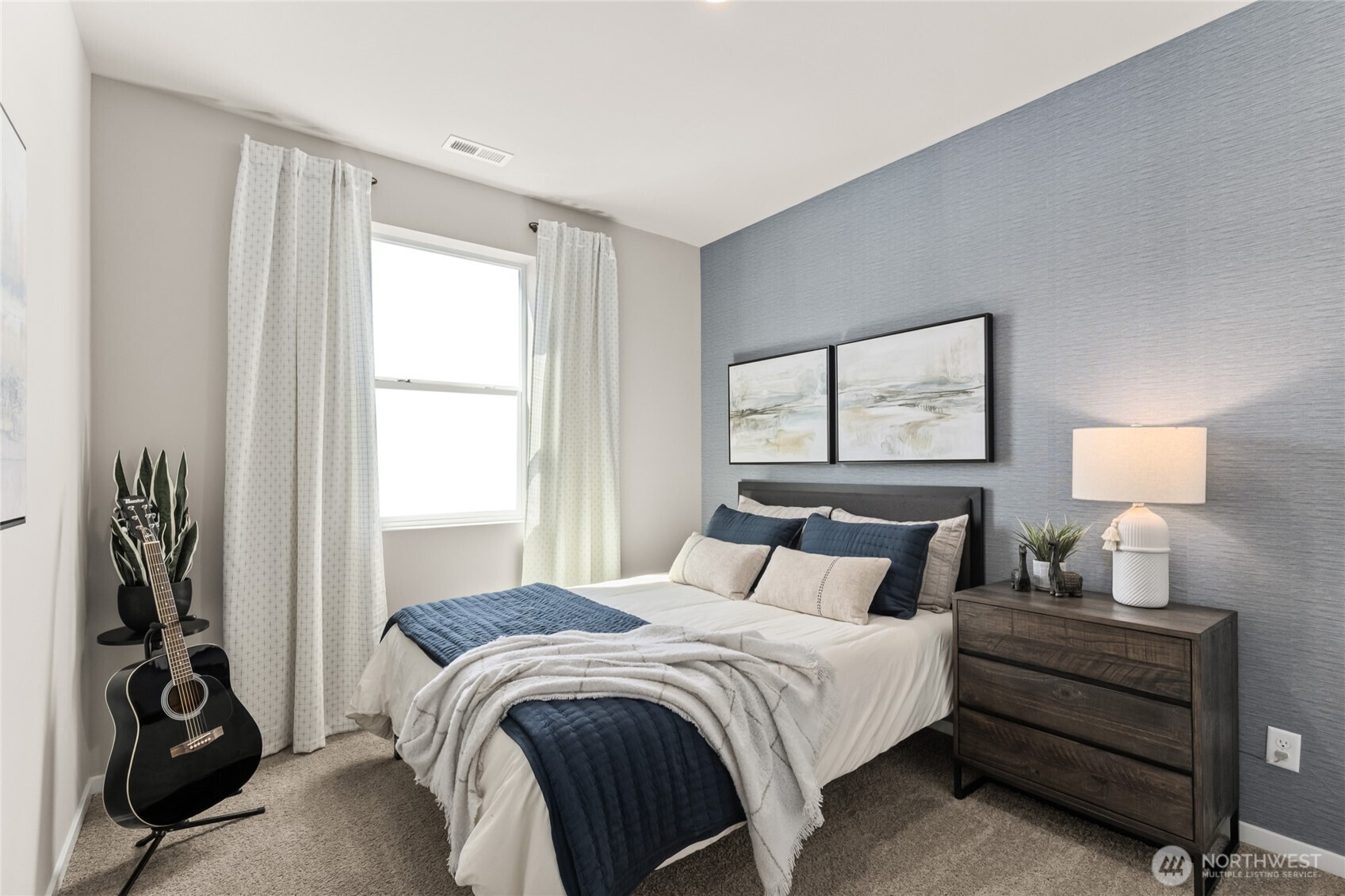 property viewer photo 15
