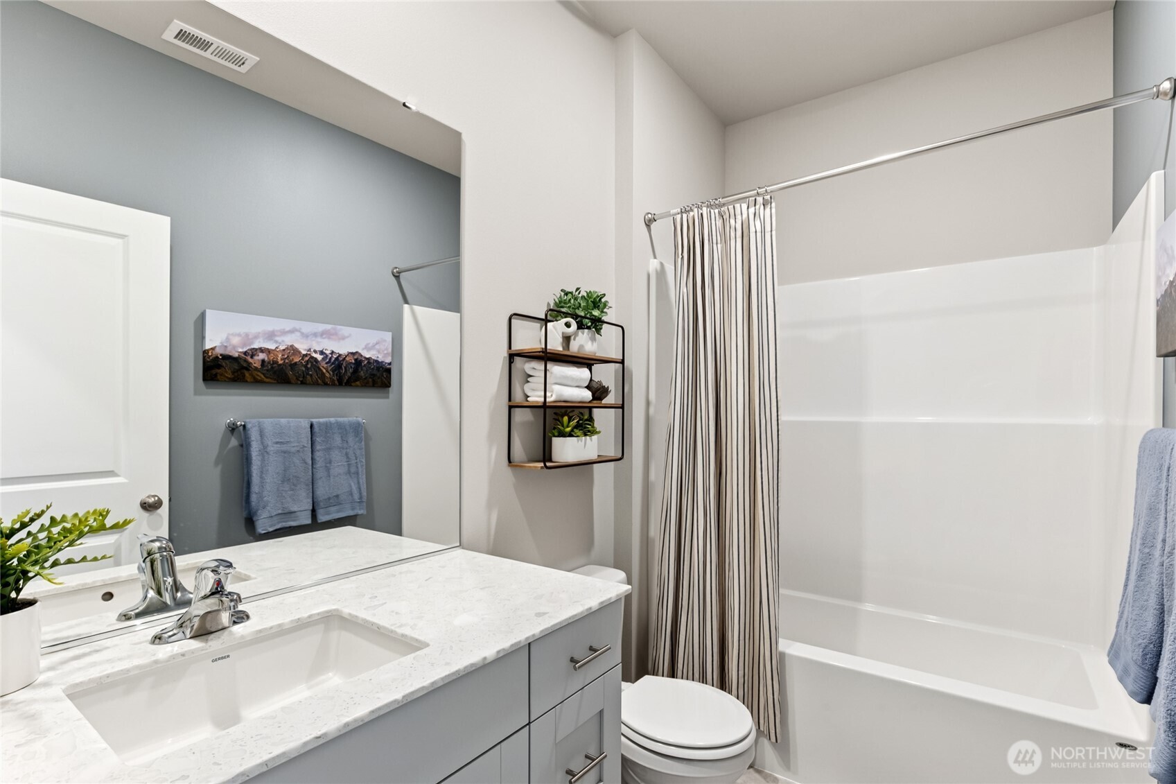 property viewer photo 16