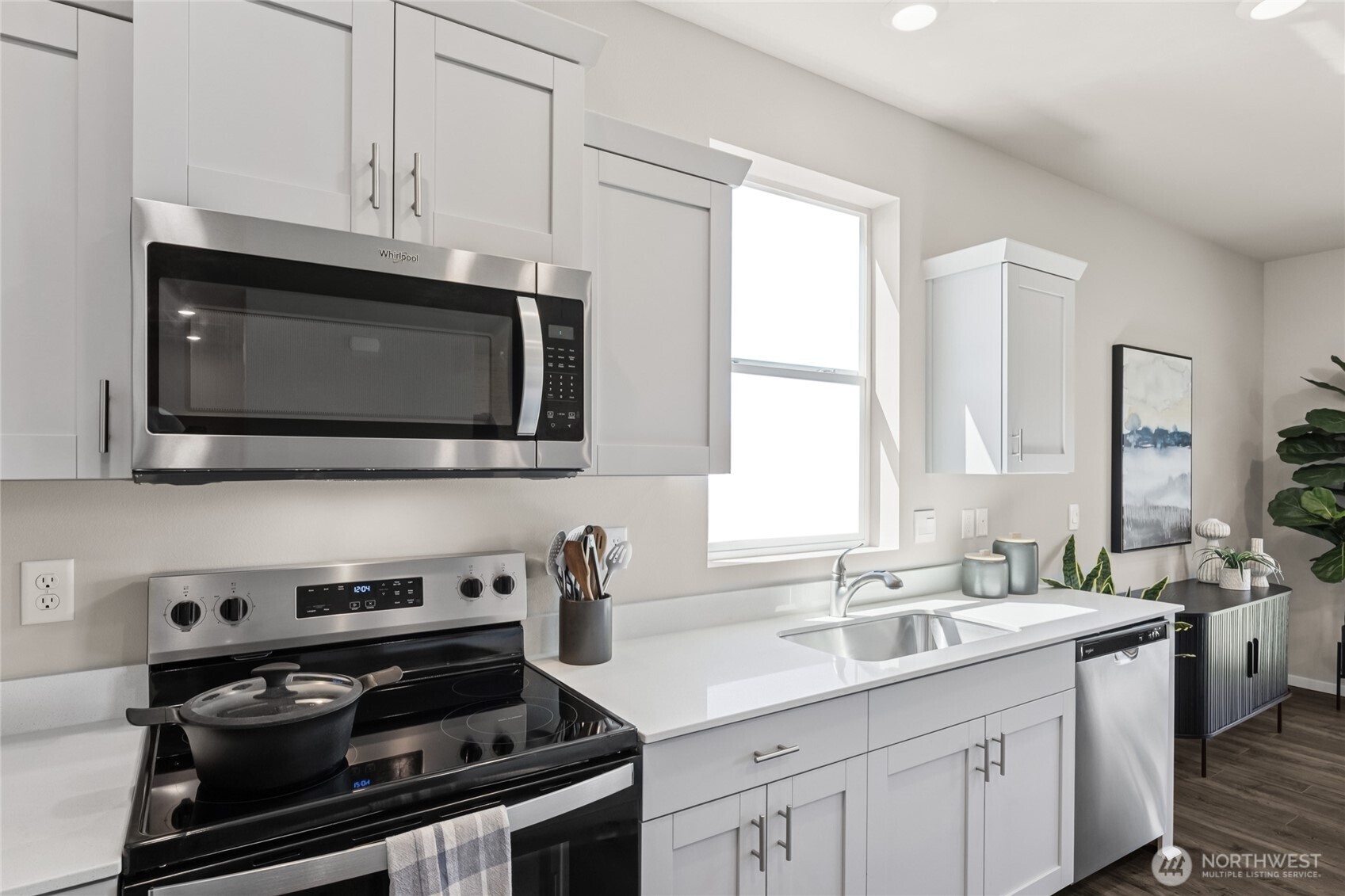 property viewer photo 21