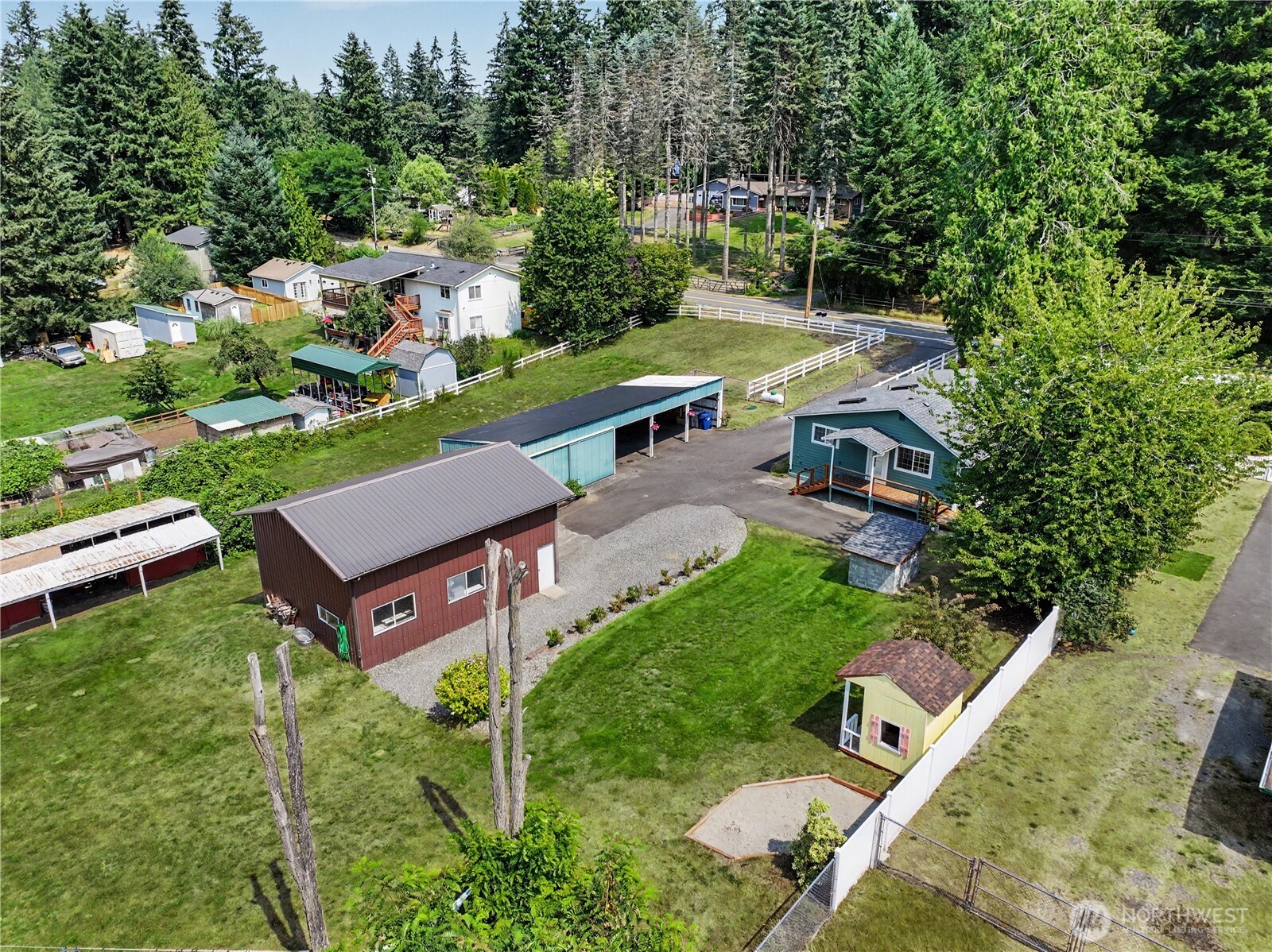 main property photo 22