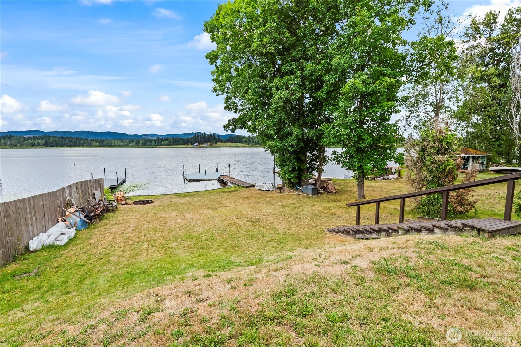 property viewer photo 10