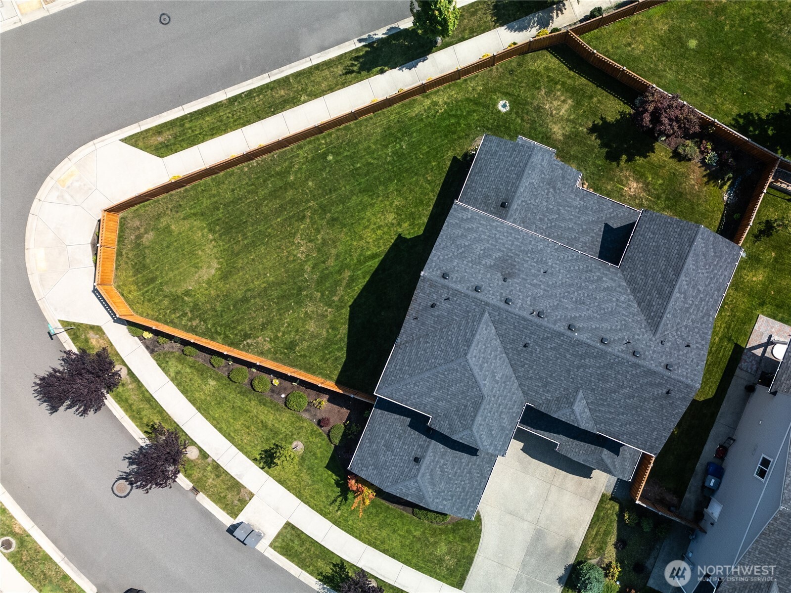 property viewer photo 1
