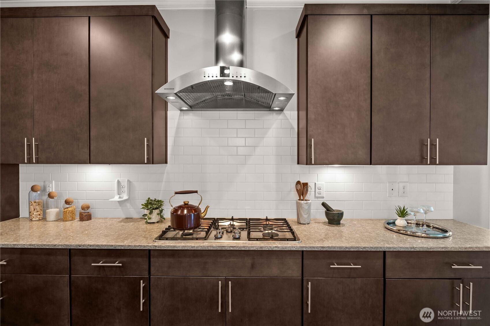 property viewer photo 10
