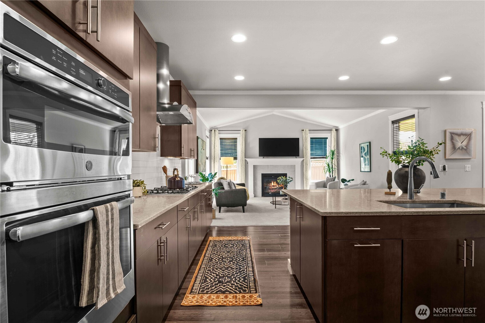 property viewer photo 16