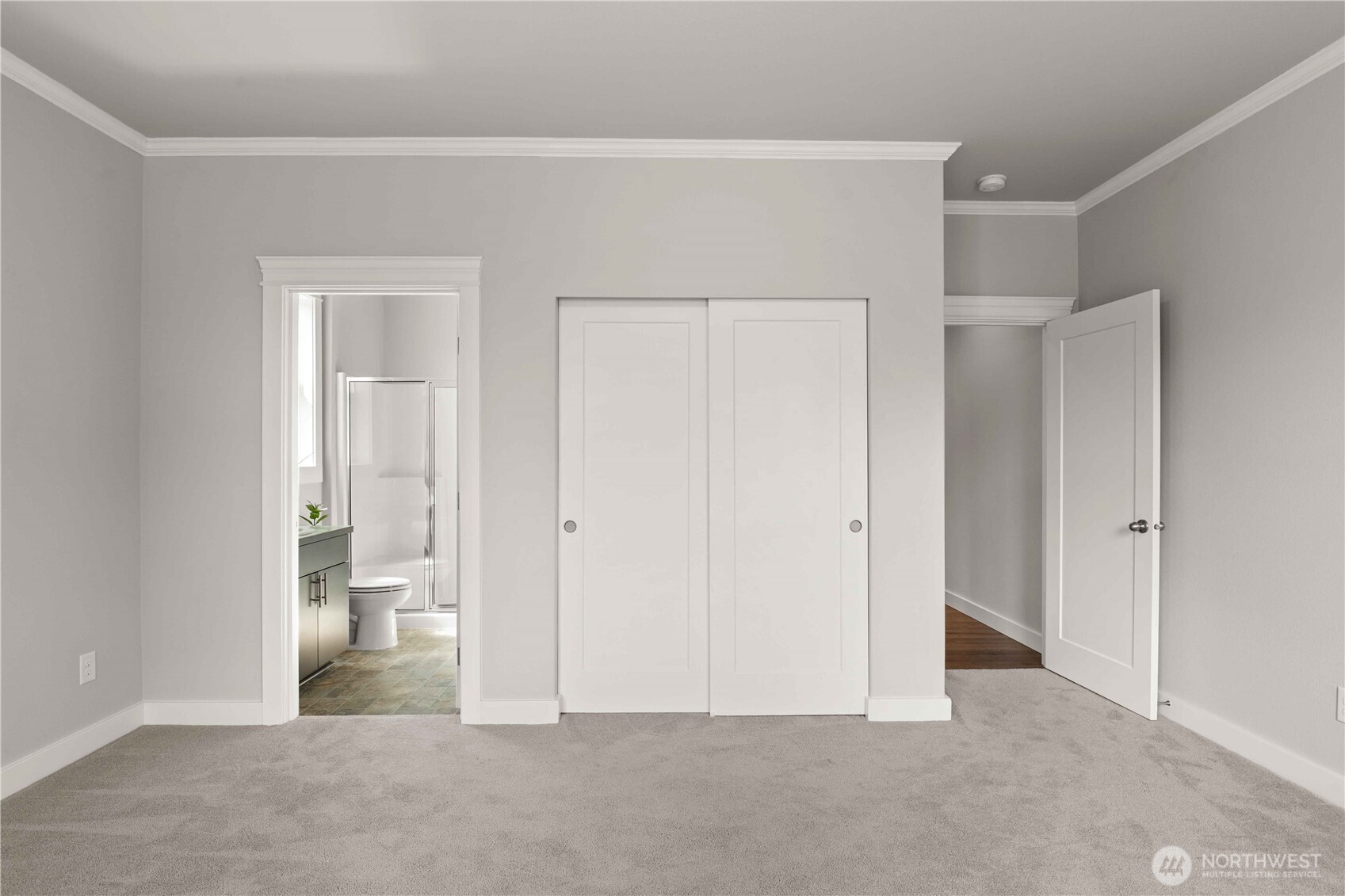 property viewer photo 19