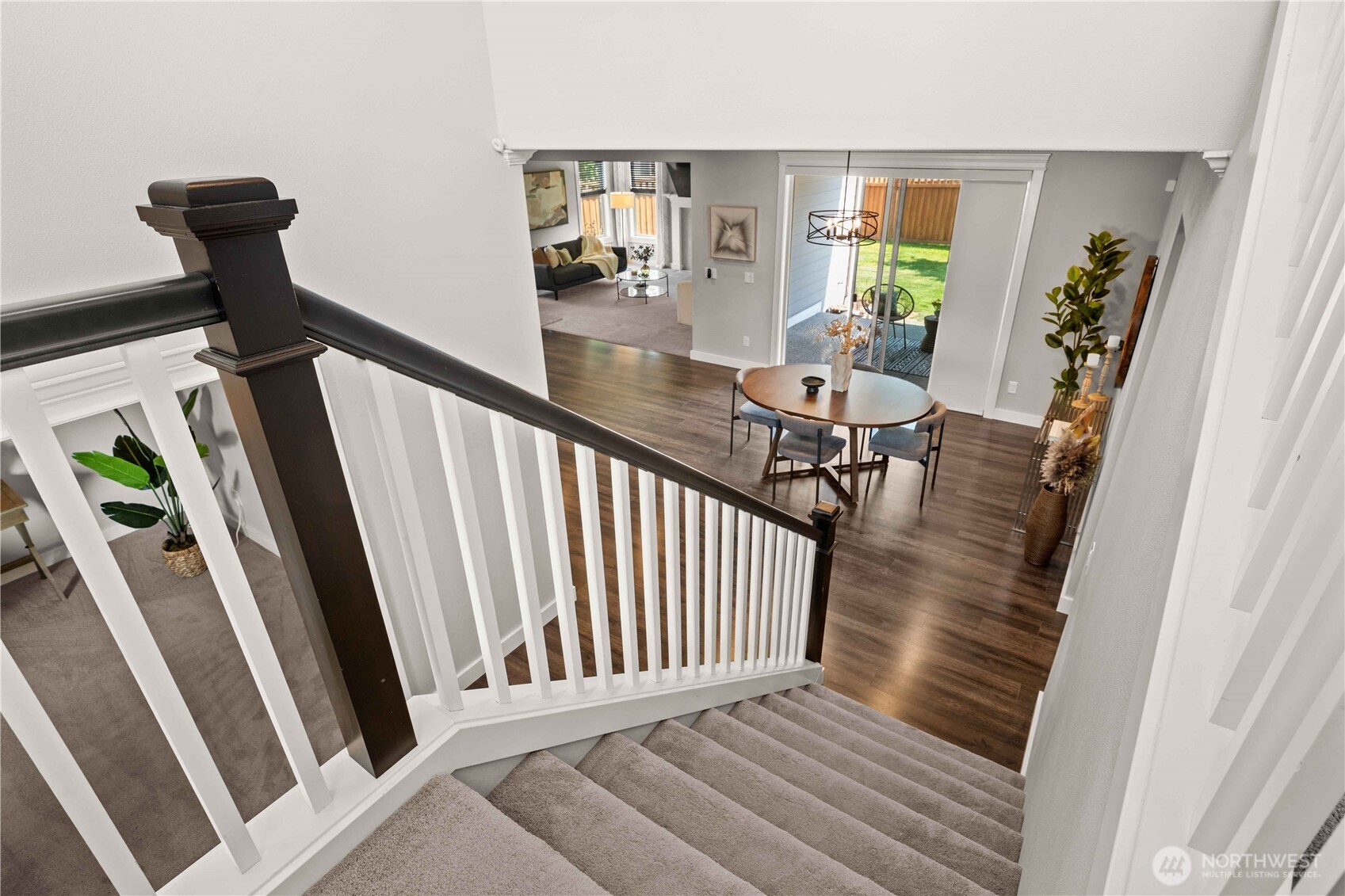 property viewer photo 22