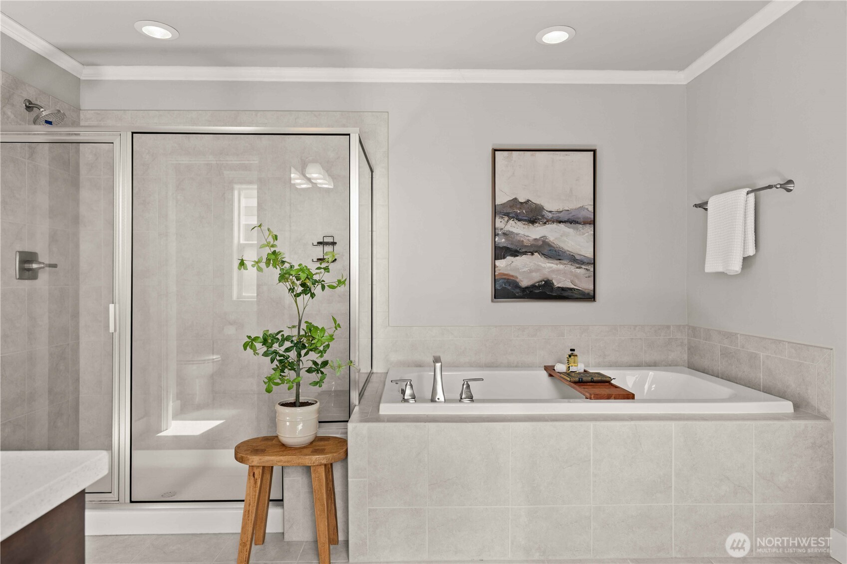 property viewer photo 27