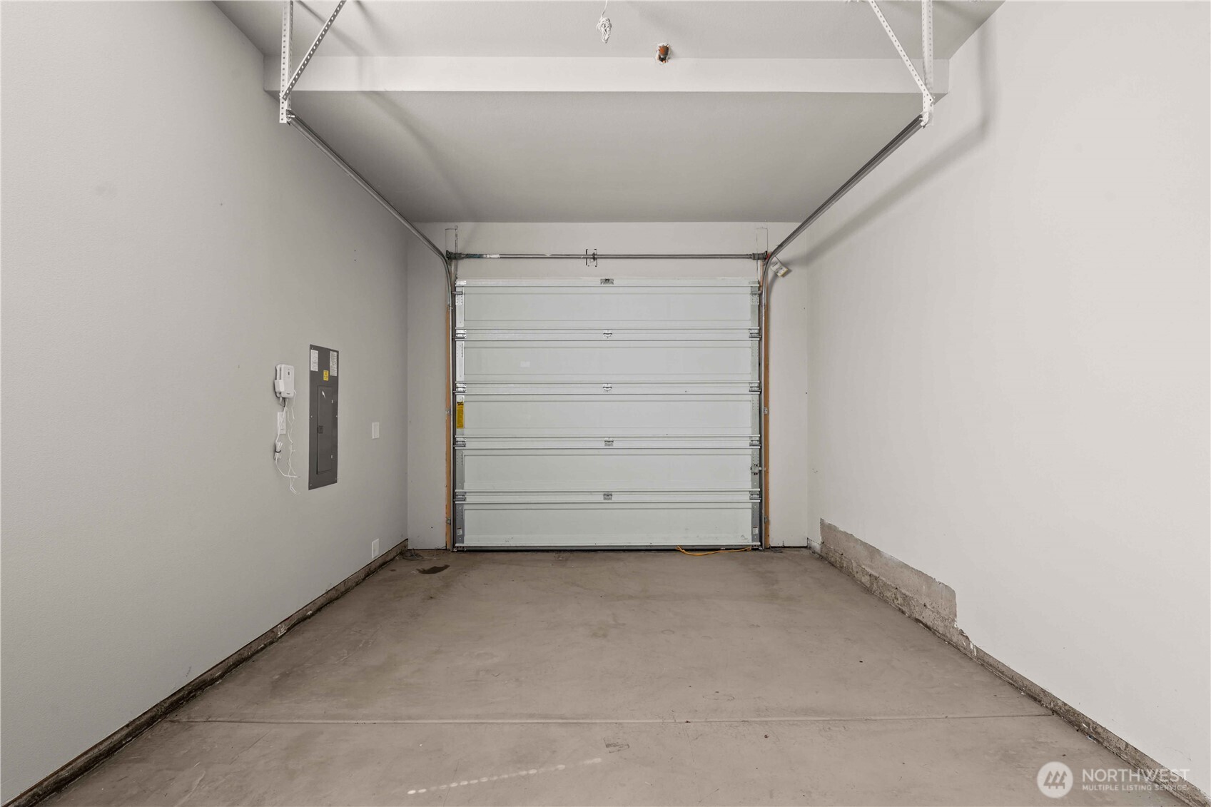 property viewer photo 36