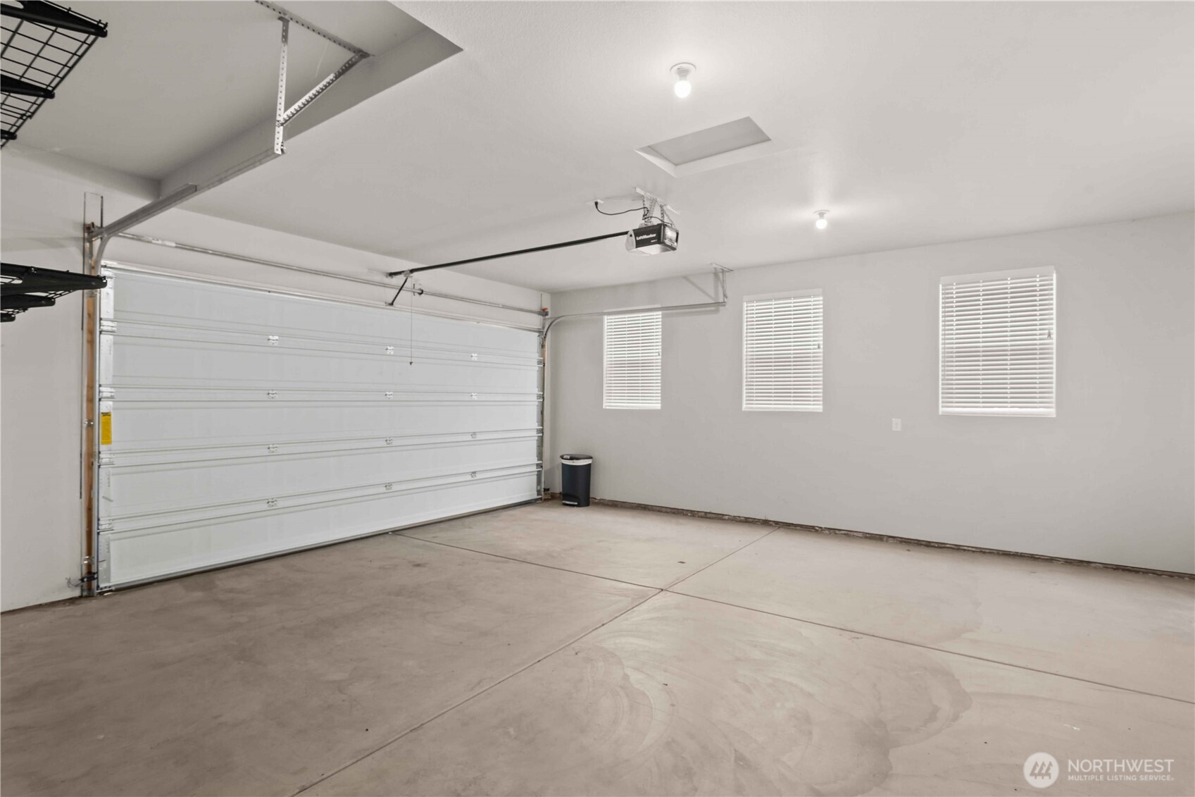 property viewer photo 37