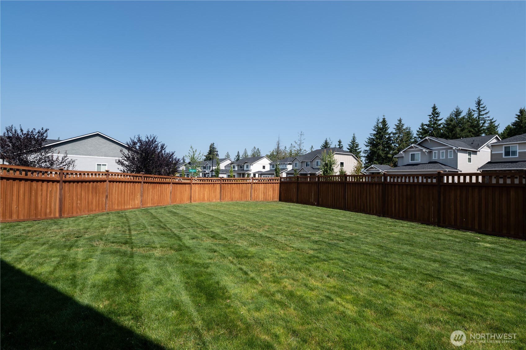 property viewer photo 38