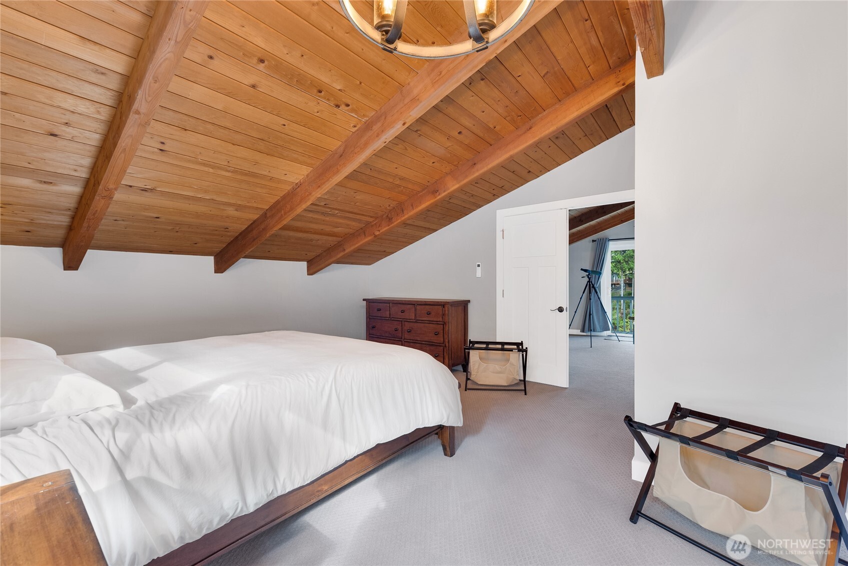 property viewer photo 12