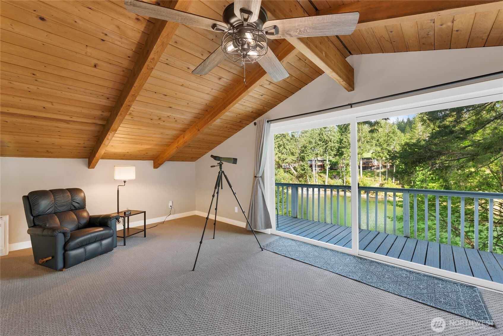 property viewer photo 17