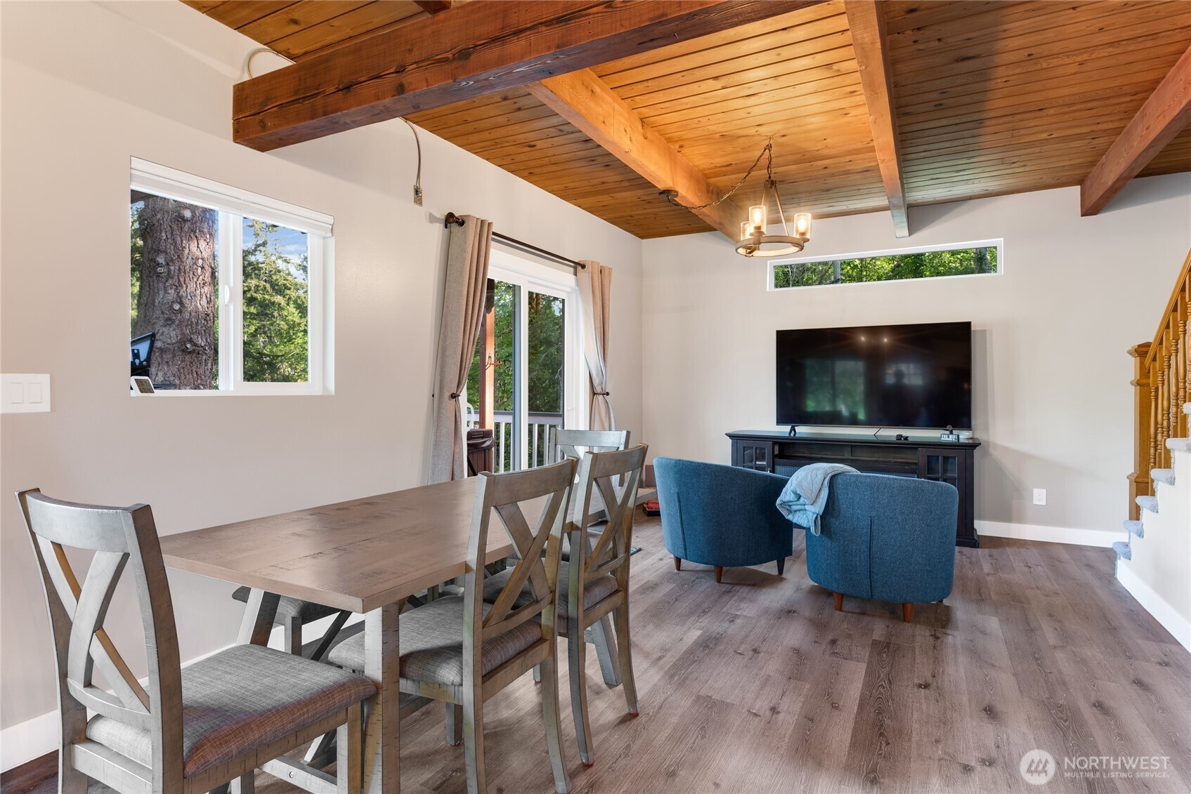 property viewer photo 8