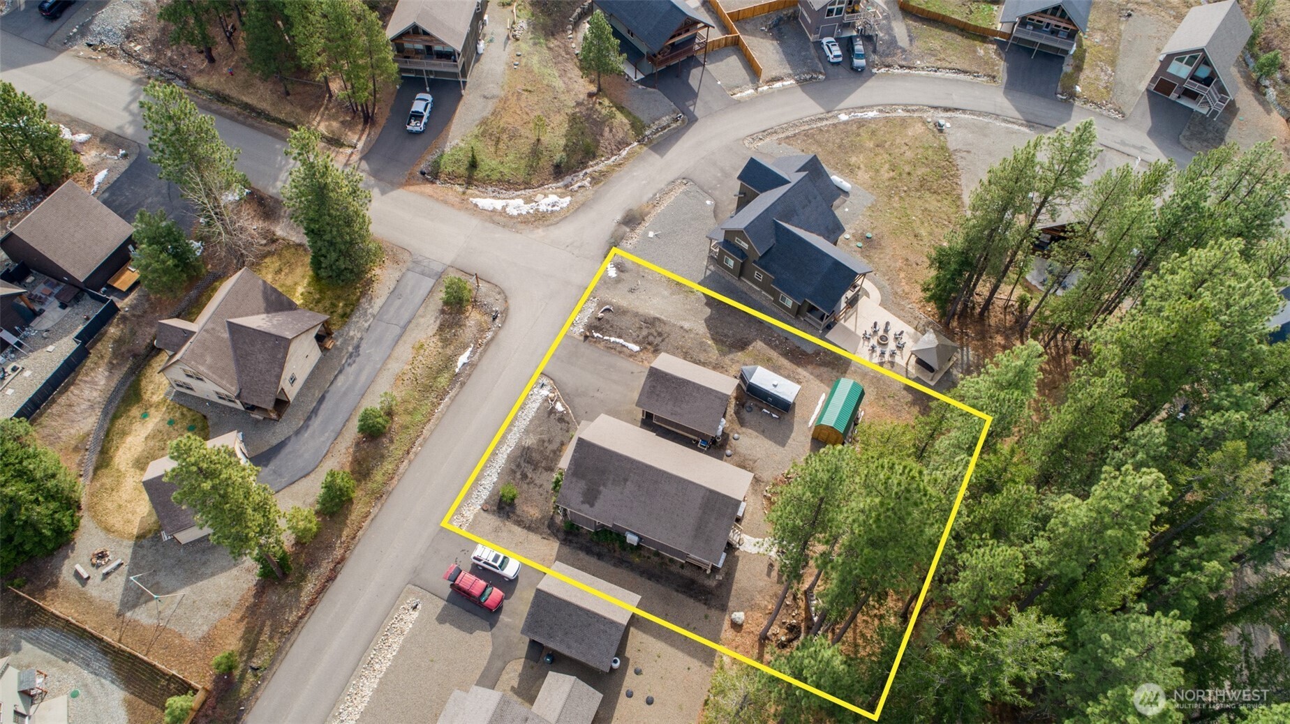 main property photo 32