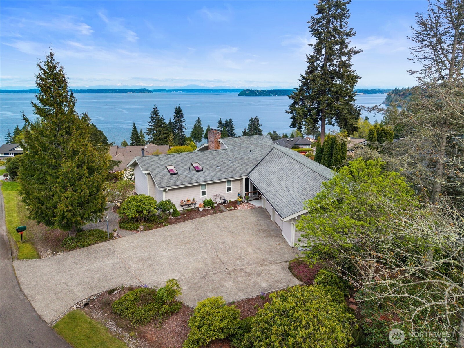 property viewer photo 1