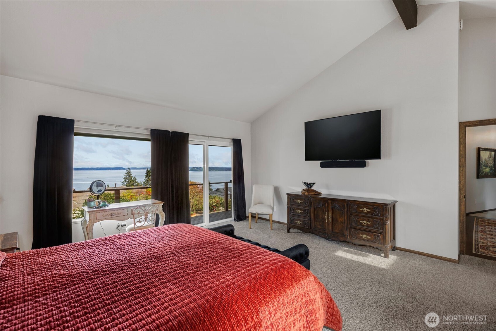 property viewer photo 18