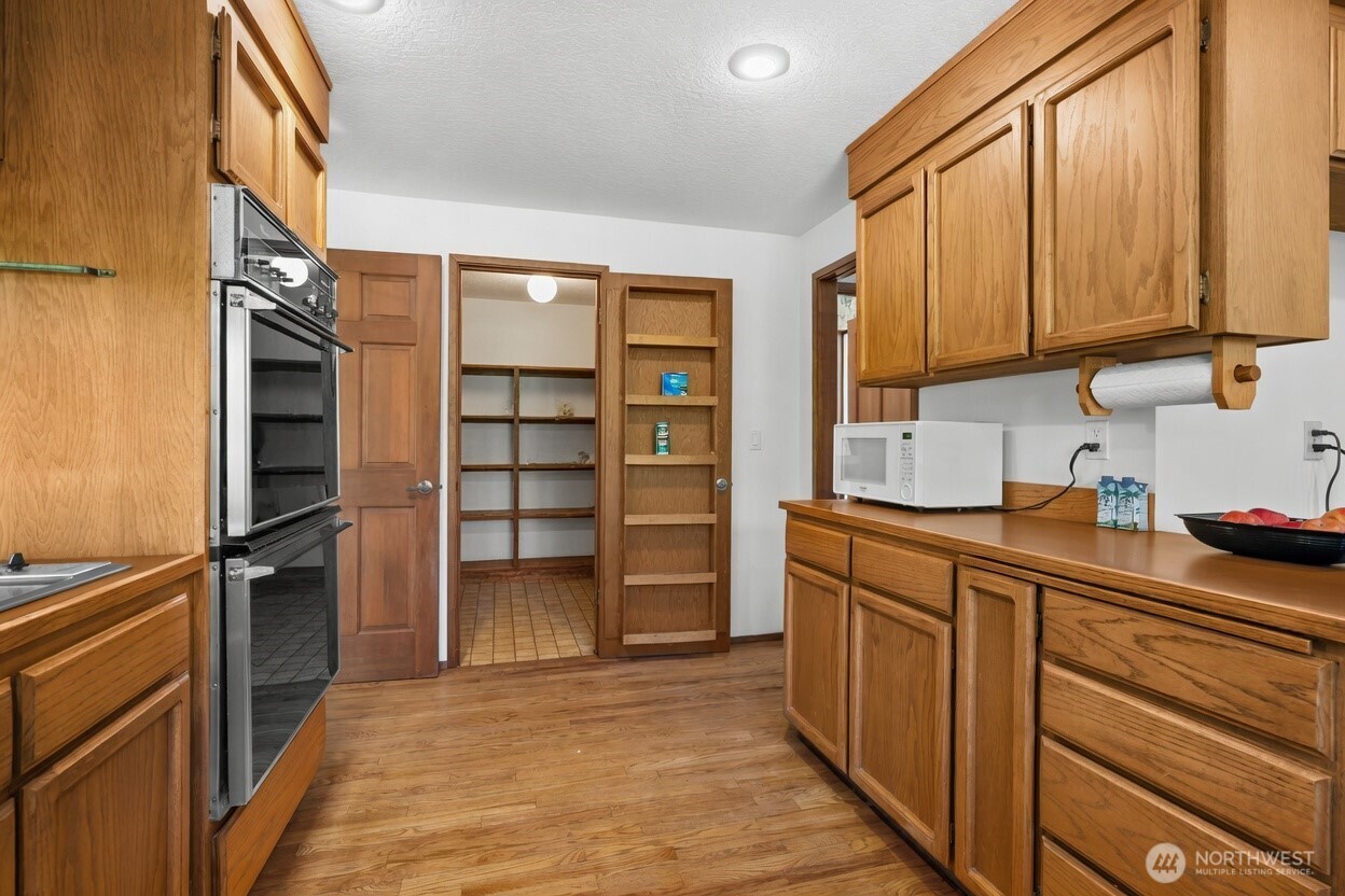 property viewer photo 10