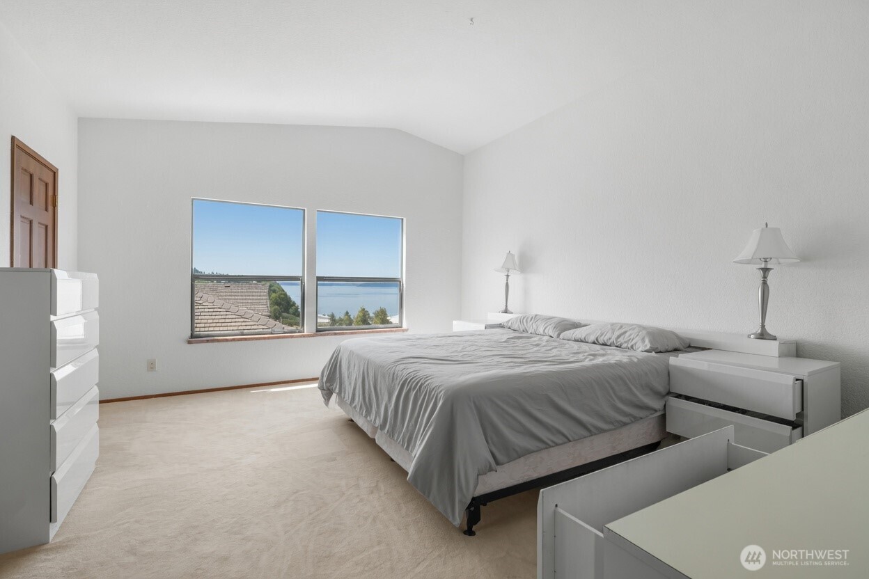 property viewer photo 15