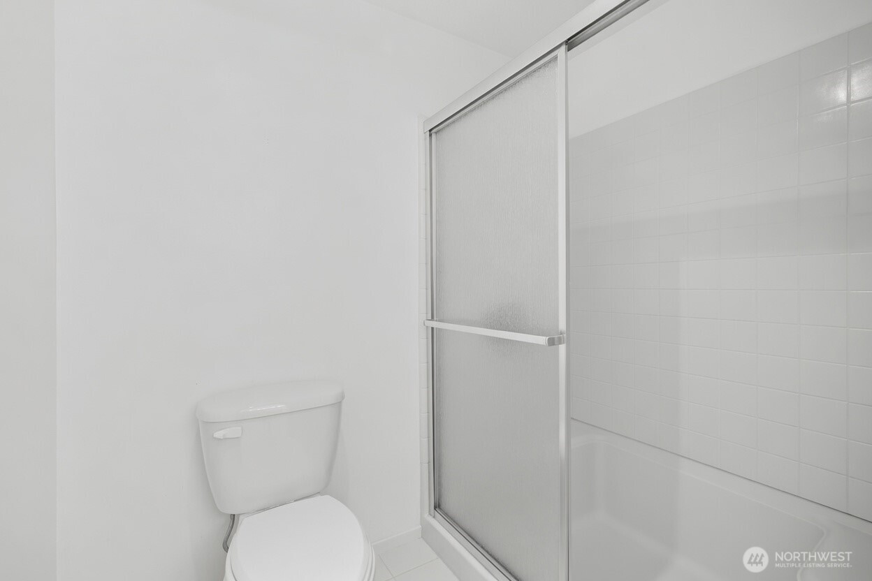 property viewer photo 17