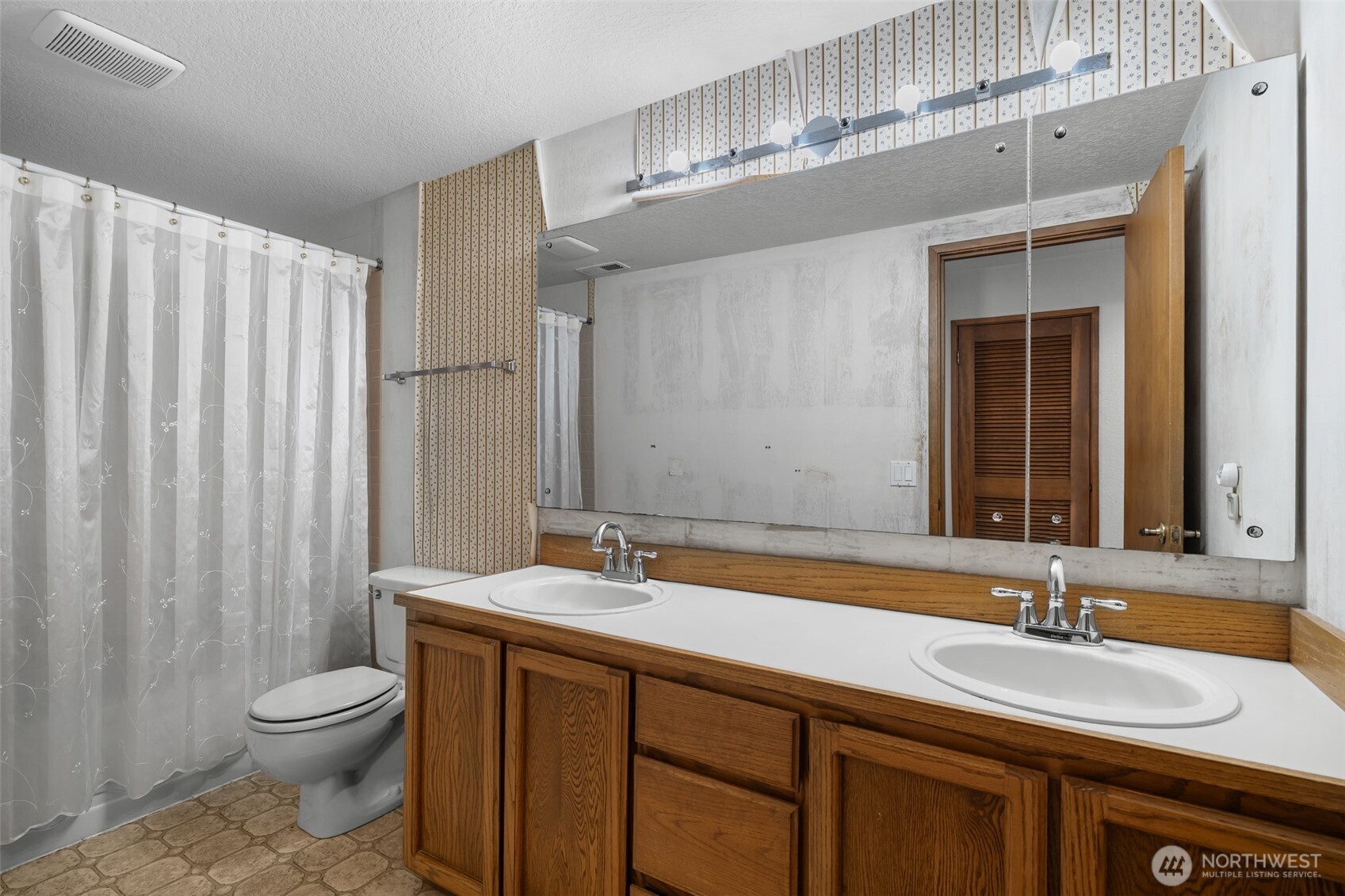 property viewer photo 28