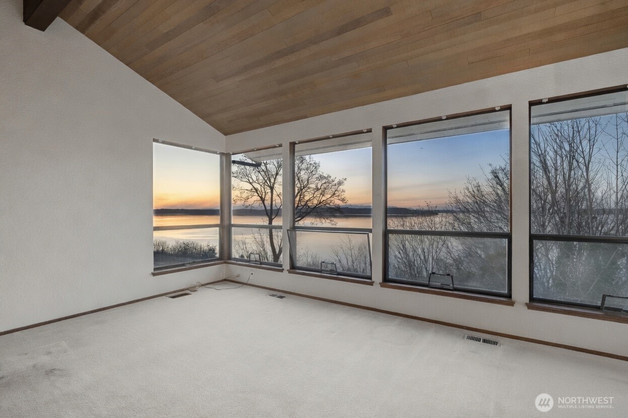 property viewer photo 3