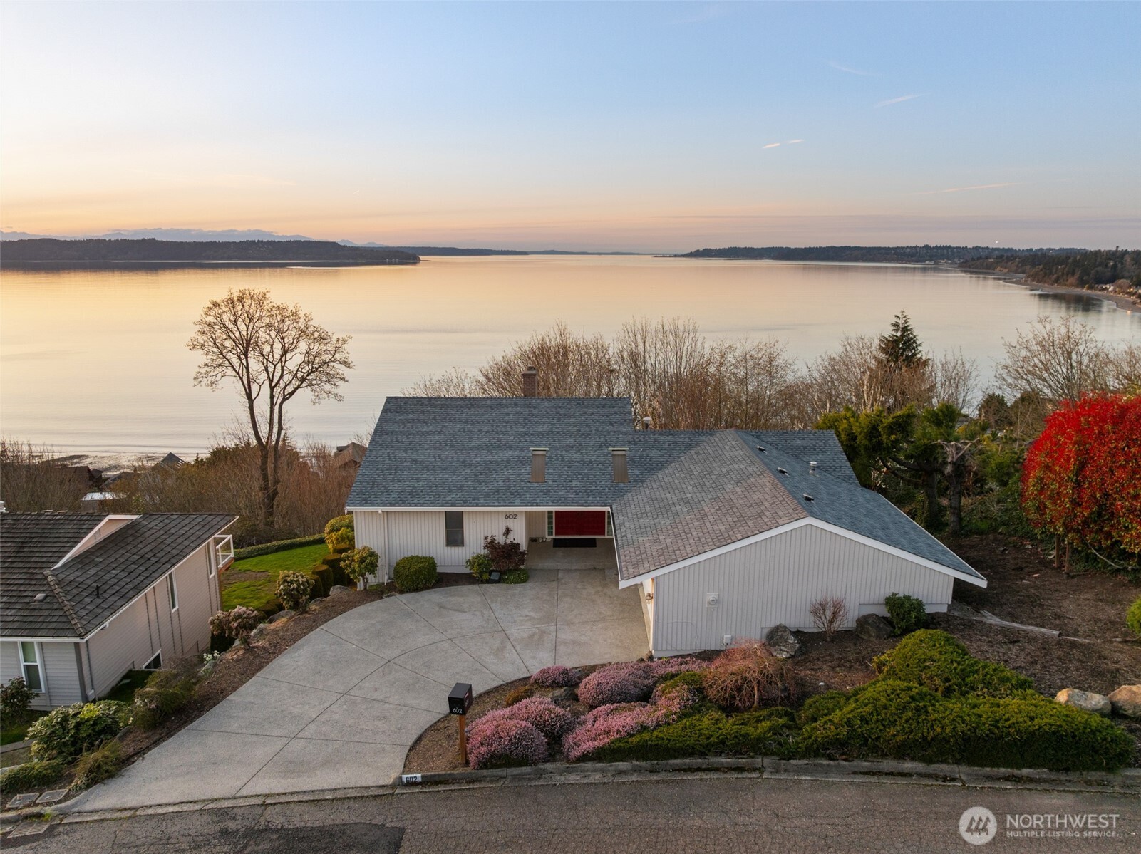 property viewer photo 35