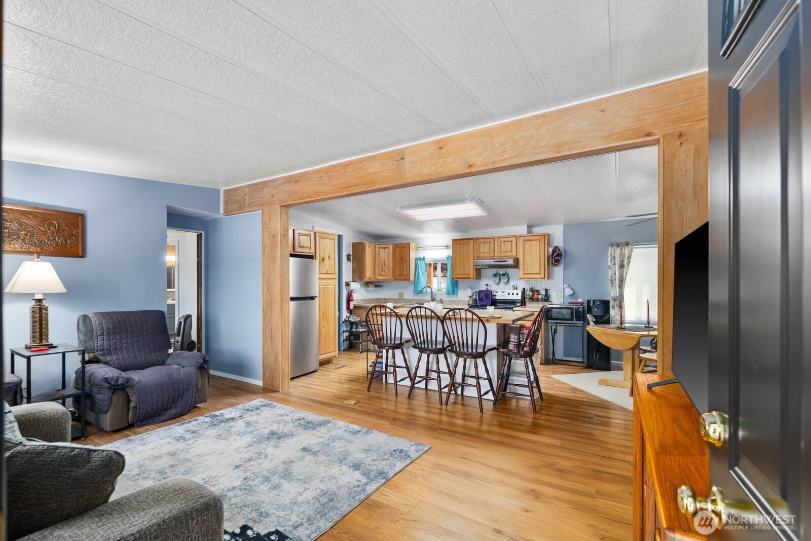 main property photo 5