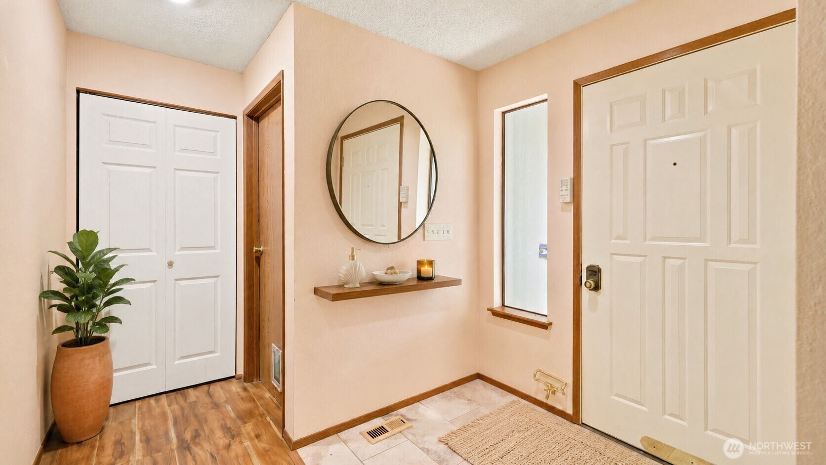 property viewer photo 1