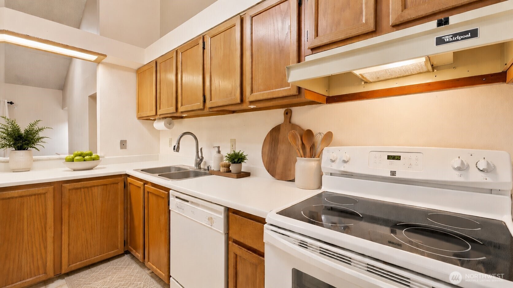 property viewer photo 3