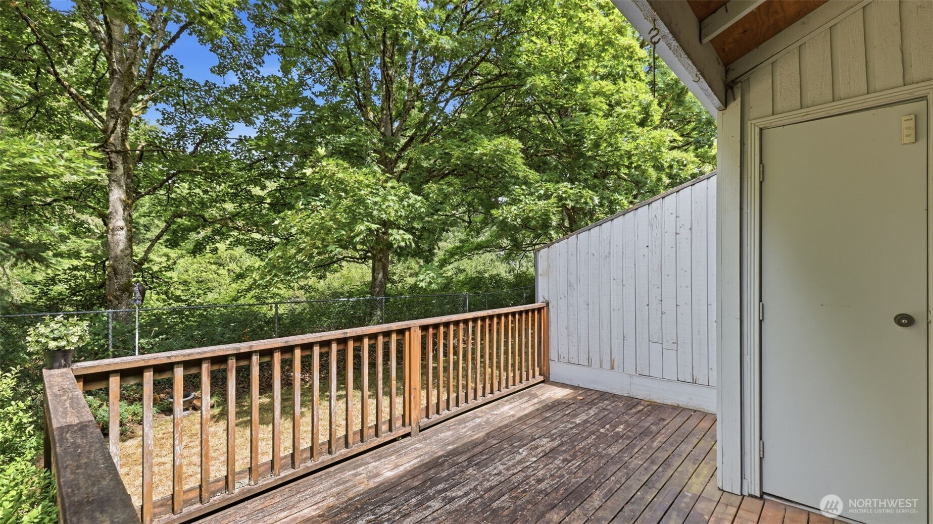 property viewer photo 33