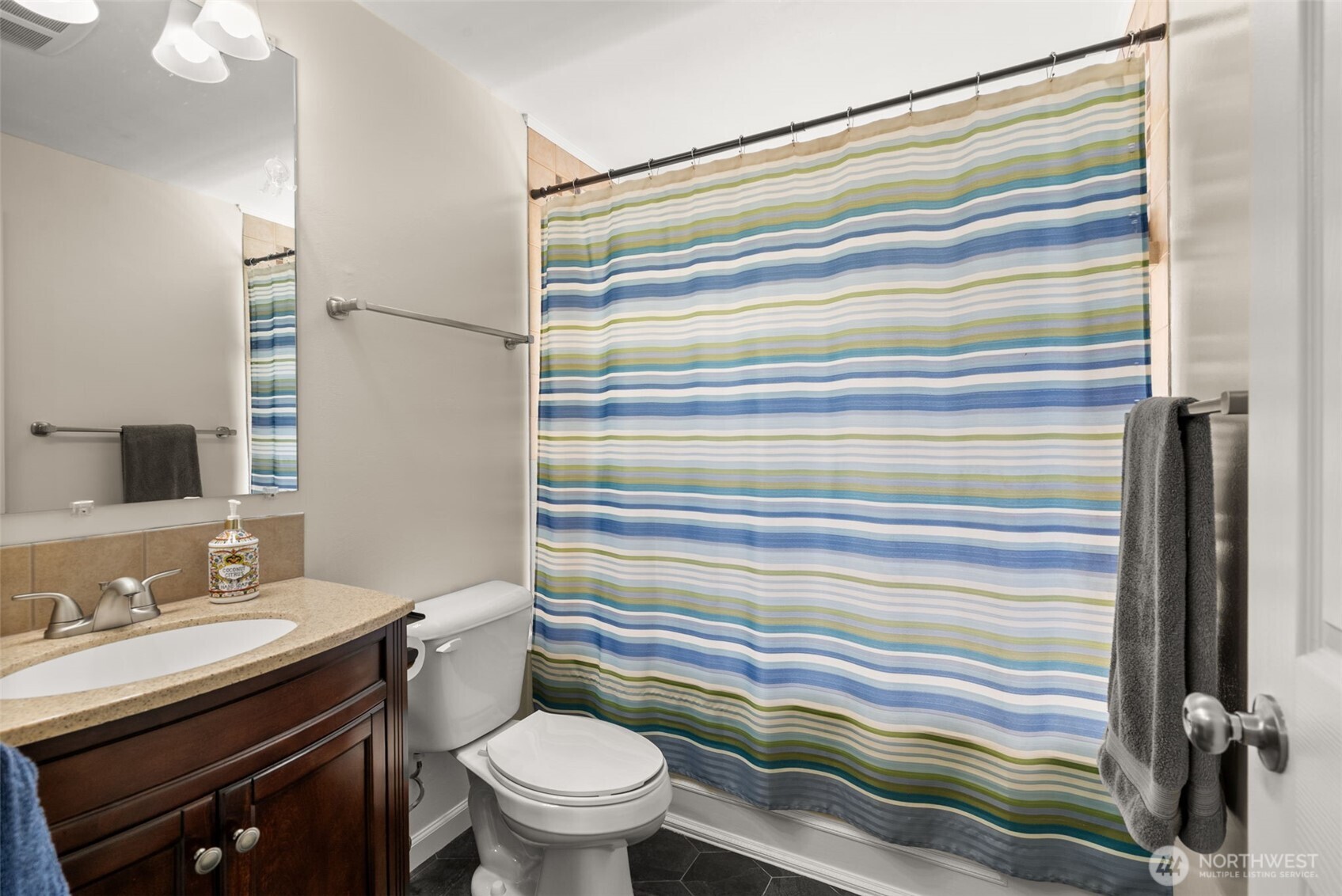 property viewer photo 12