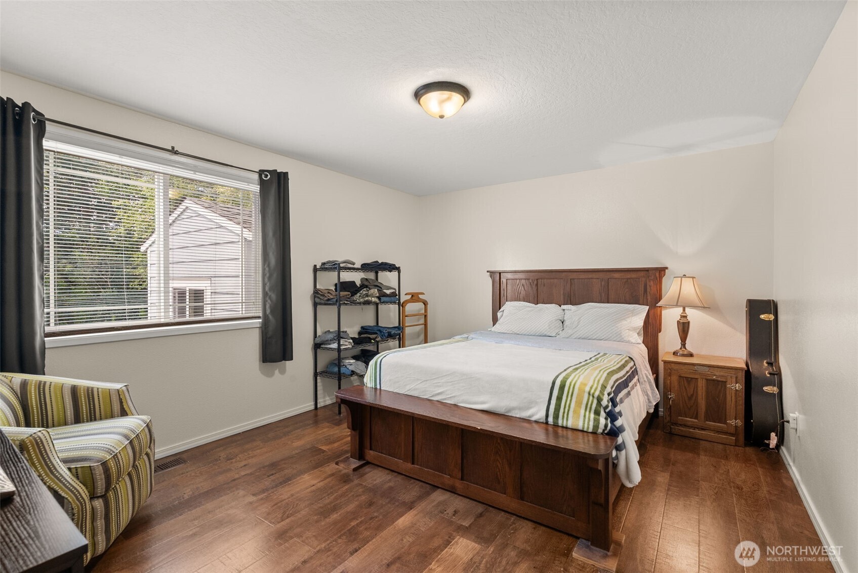 property viewer photo 13